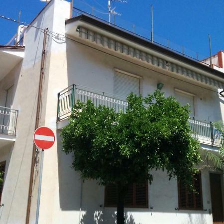 Ventura Casavacanze Oliveri Exterior photo